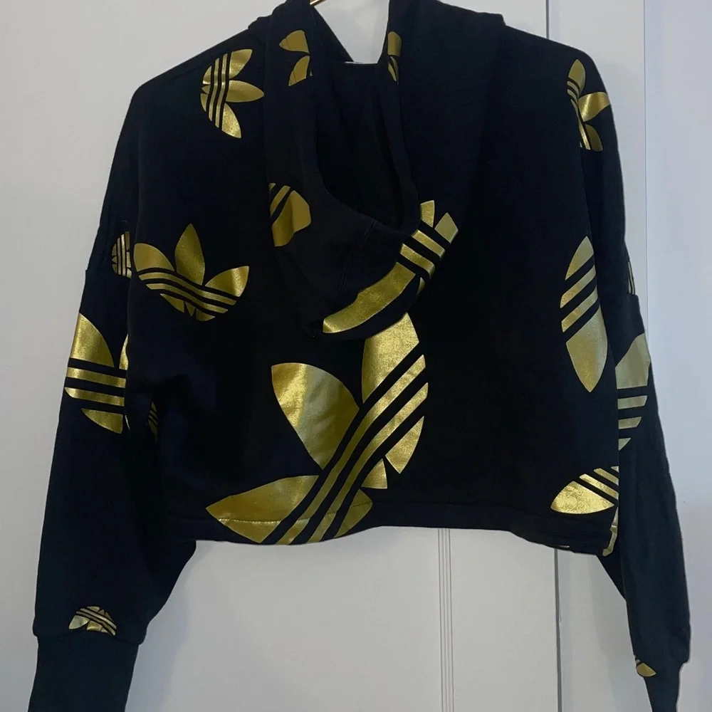 adidas sweatshirt | xs gold logo - Picture 11 of 15